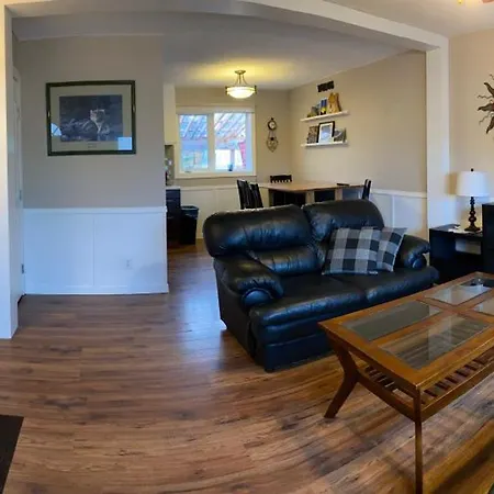 Mountain View Executive Suite Grande Cache Exterior photo